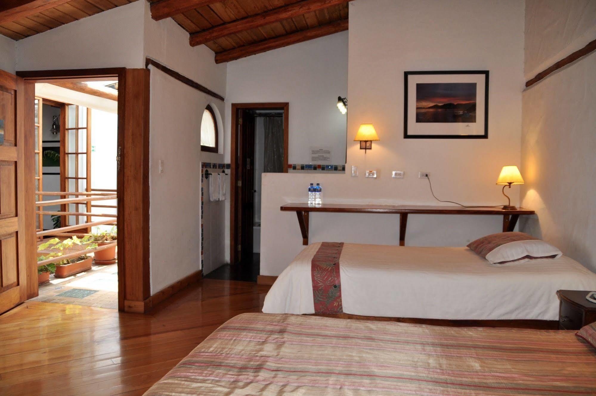 Boutique Hotel Casa Foch Quito Exteriör bild