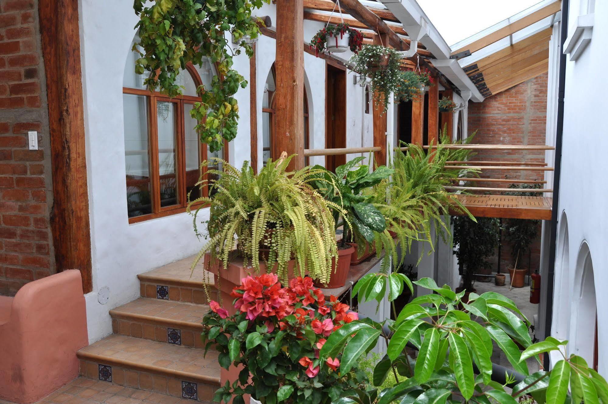 Boutique Hotel Casa Foch Quito Exteriör bild